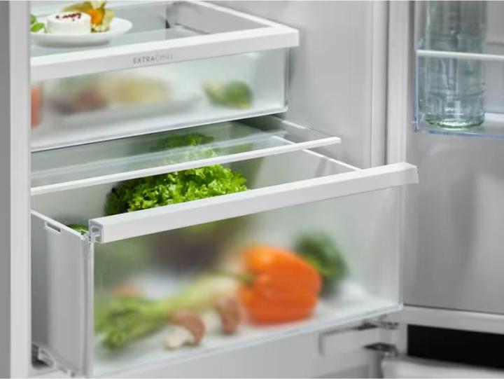 Immagine prodotto Electrolux ENT6ME18SX Frigorifero da Incasso Combinato 273 (248 l)