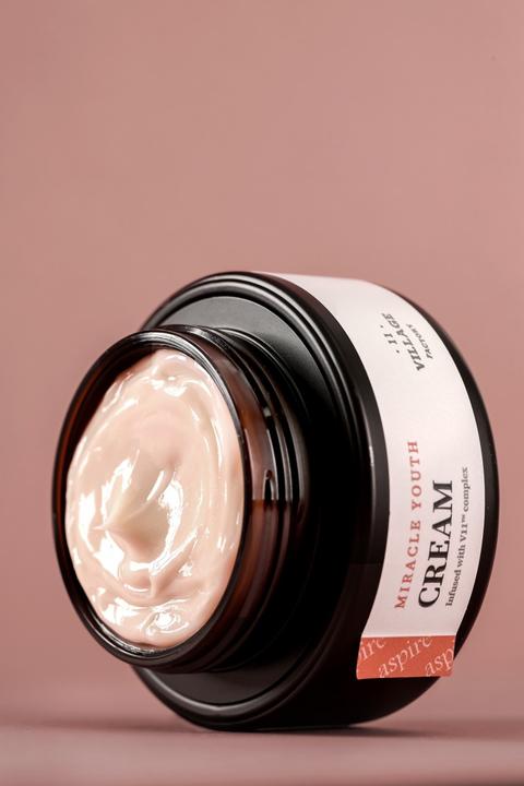 Actual product image Village 11 Factory Miracle youth cream (50 ml, 24h cream)