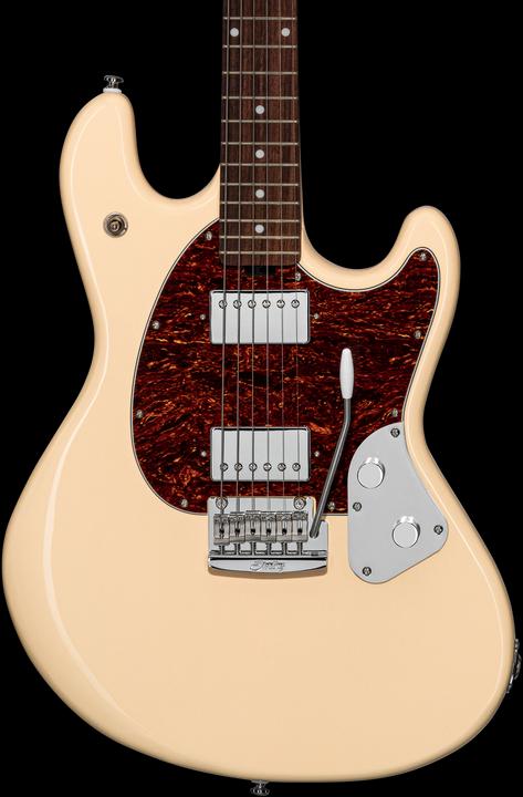 Actual product image E-Gitarre, StingRay SR50, Buttermilk (Electric guitar, mahogany, Poplar, Maple)