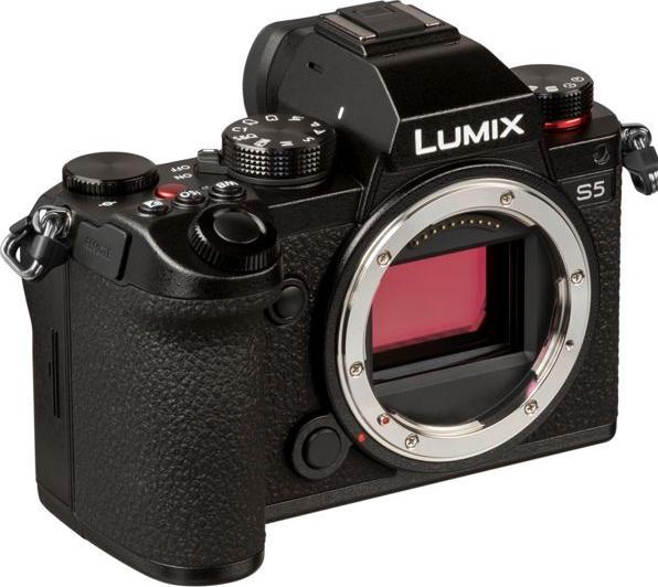 Produktbild Panasonic Lumix S5 (24.20 Mpx, Vollformat)
