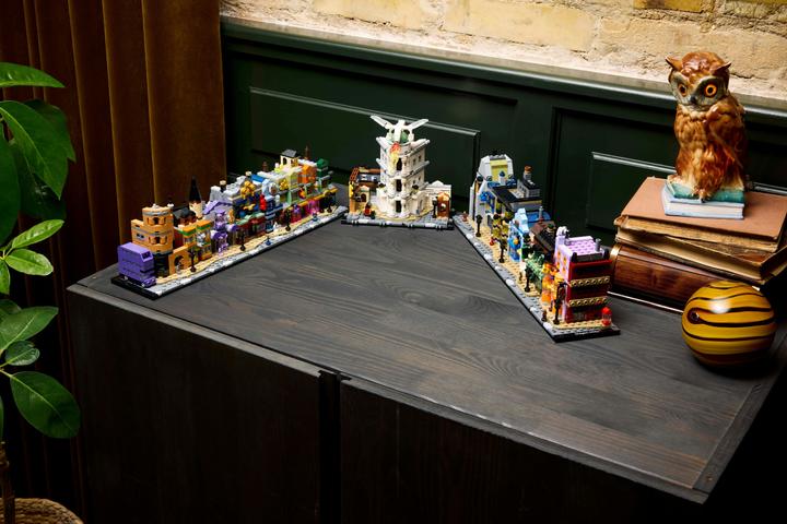 Image du produit LEGO Die Zauberläden der Winkelgasse (76444, LEGO Harry Potter)