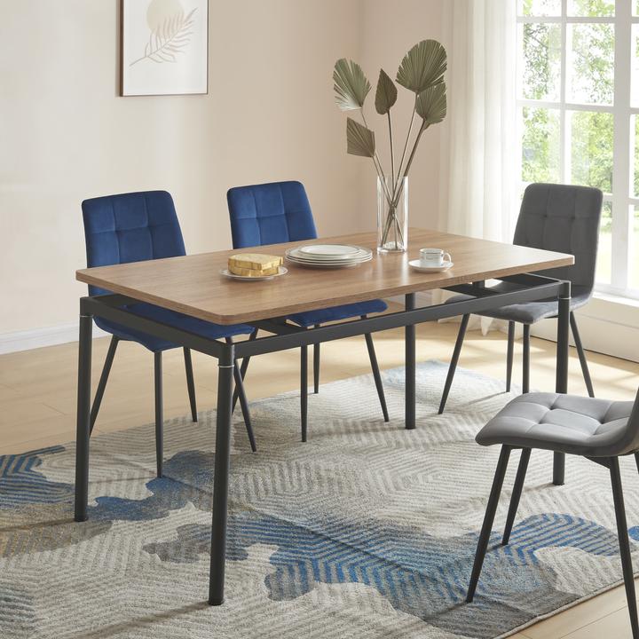 Image du produit En.Casa Table de salle à manger Hemnes pour 6 personnes 140x80 cm aspect chêne (140 x 80 x 75 cm)