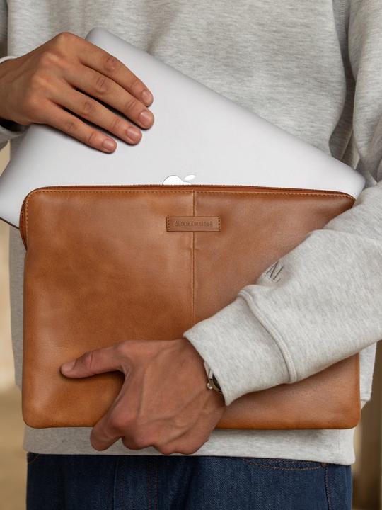 Actual product image dbramante1928 Skagen Pro-Macbook Air (15", Apple)