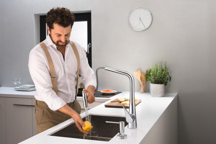 Produktbild hansgrohe METRIS SELECT Spültischmischer 320, 5, mit sBox, Ausziehbrause, Edelstahl-Optik