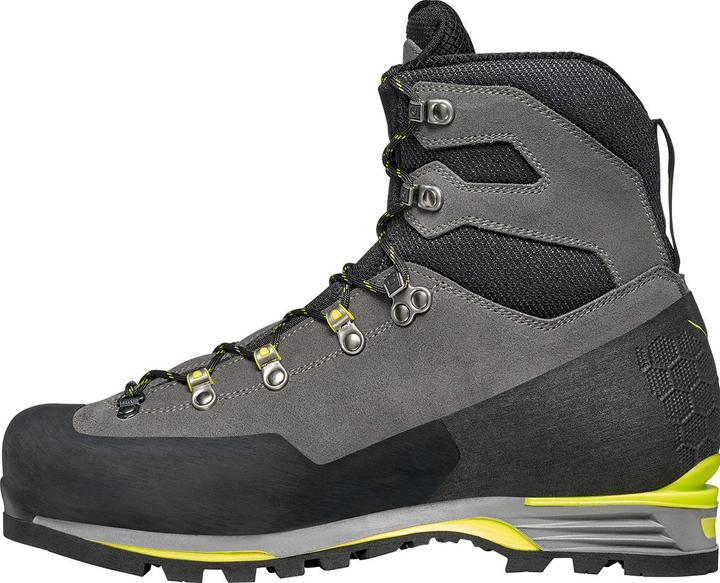 Actual product image Scarpa Manta Tech GTX shark (41)