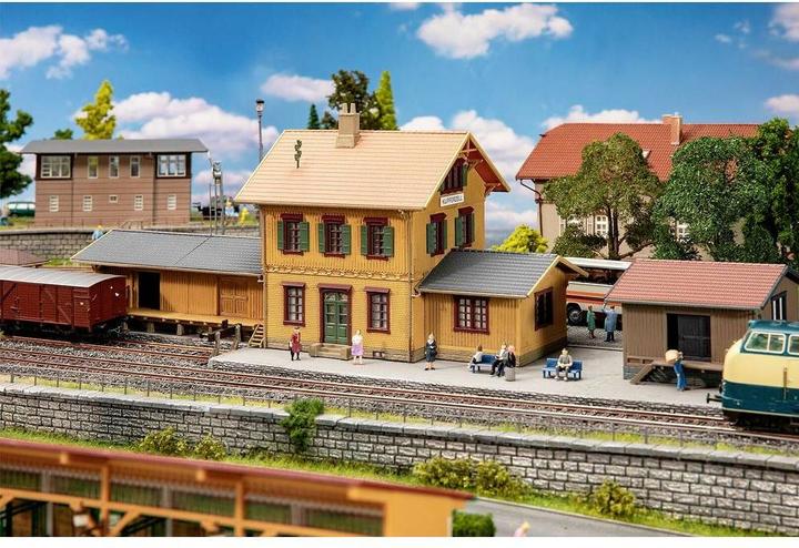 Produktbild Faller Bahnhof Kupferzell