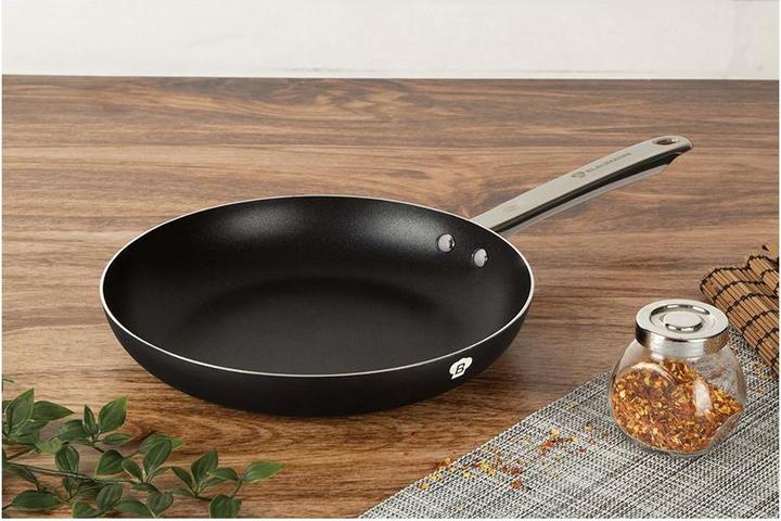 Actual product image Blaumann Frying pan Ø24 Platinum Collection (2.40 cm, Frying pan, Aluminium, Stainless steel)