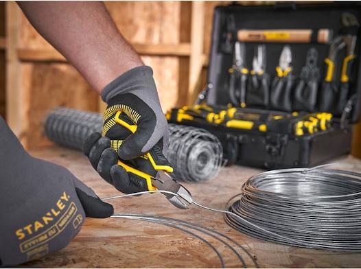 Actual product image DeWalt Universal tool set in aluminium case, 119 pcs. (119 pieces)