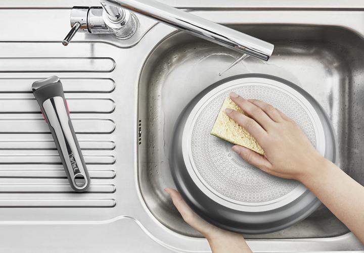 Actual product image Tefal Ingenio L2619102 (24 cm, Frying pan, Aluminium)