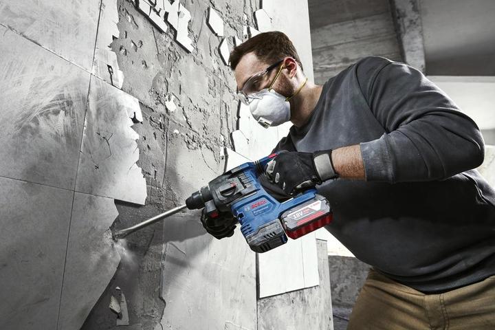 Image du produit Bosch Professional Marteau perforateur sans fil avec SDS plus GBH 18V-22, L-BOXX (Fonctionnement sur batterie)