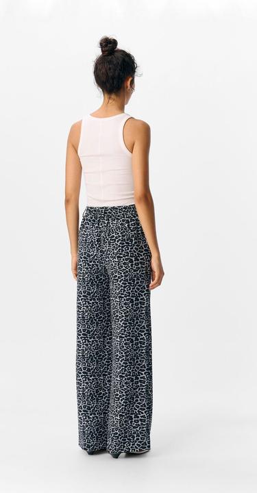 Actual product image Object Leoprint trousers with wide leg (36)