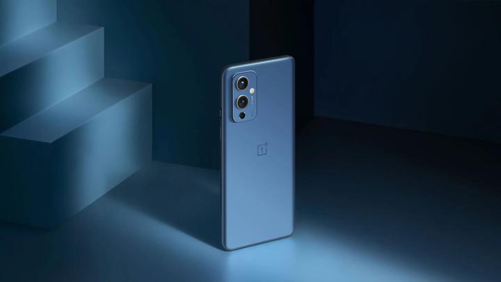 Produktbild OnePlus 9 (8GB) (128 GB, Arctic Sky, 6.55", Dual SIM, 48 Mpx, 5G)