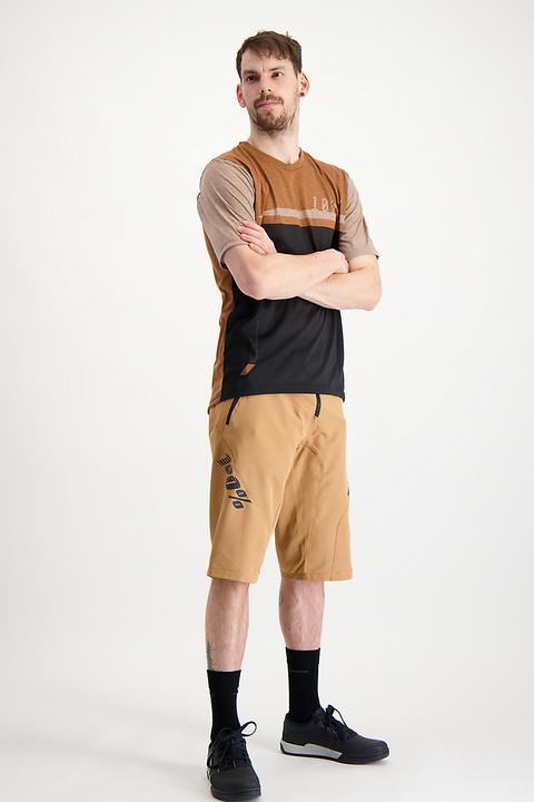 Actual product image 100% Airmatic men bike shorts (32)