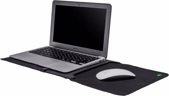 Actual product image Razer Protective Sleeve V2 (15.60", Razer)