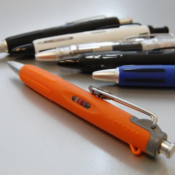 Actual product image Tombow AirPress Pen (Black, 1 x)