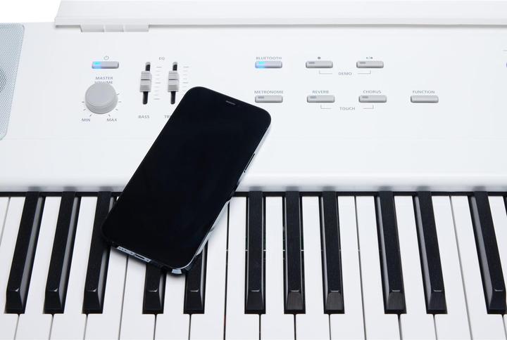 Immagine prodotto Kurzweil KA E1 White | Pianoforte da palco con altoparlante OnBoard (88 Chiavi)