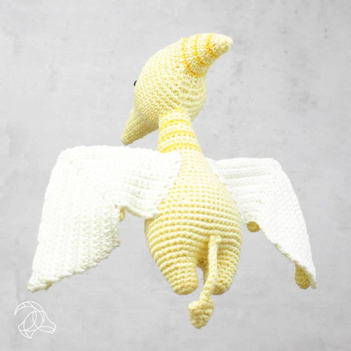 Actual product image Hardicraft Dinosaur Pterandon - crochet set