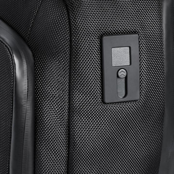 Produktbild Porsche Design Rucksack / Daypack Roadster Pro Backpack XS (12 l)