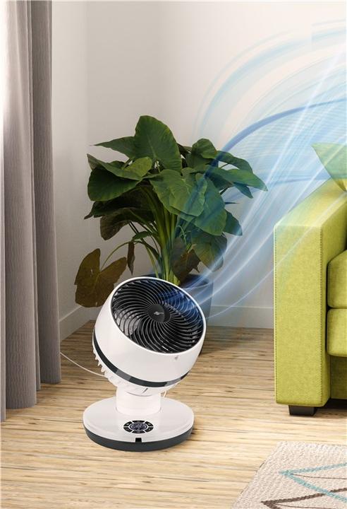 Actual product image Goobay 9 inch 3D floor fan with remote control and timer (67 dB)