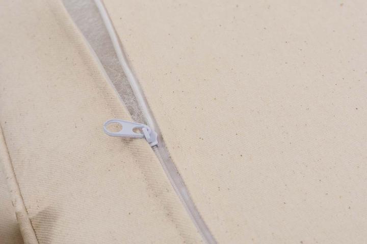 Actual product image CLP Rest for iron chairs 41x41x7, cream