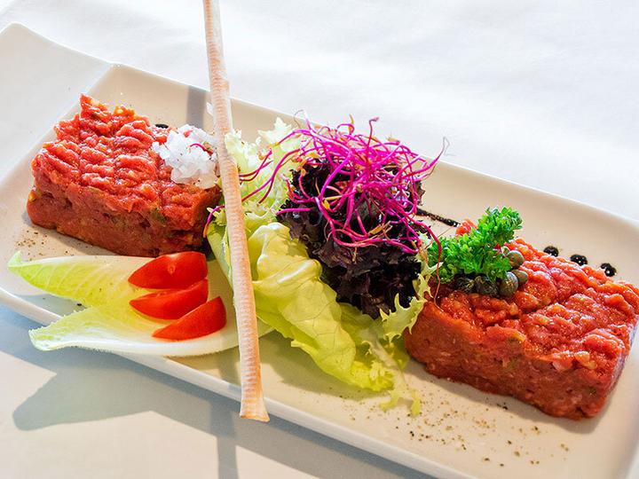 Actual product image Smartbox Séjour d'une nuit sur le lac des Quatre-Cantons avec accès bien-être et souper Menu 5 Plats (2 pers.)