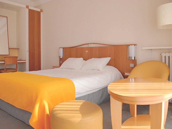 Immagine prodotto Smartbox Anniversaire étoilé en Europe : 2 nuits pour 2 voyageurs (2 pers.)