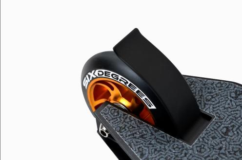 Produktbild Six Degrees Stuntscooter 100 mm schwarz-kupferbraun