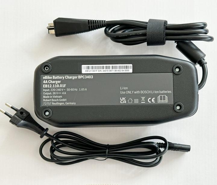 Produktbild Bosch eBike Ampere BPC3400 (400 Wh, E-Bike Ladegerät)