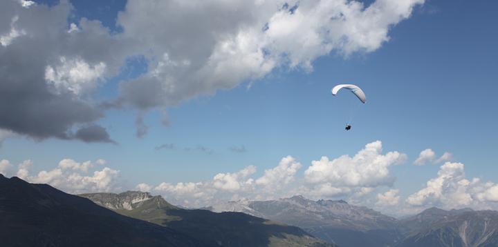 Immagine prodotto Volo tandem in parapendio (1 pers.)