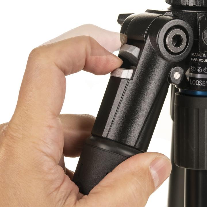Image du produit Slik PRO AL-324-3WFC Kit de trépied à tête tridirectionnelle (Métal)