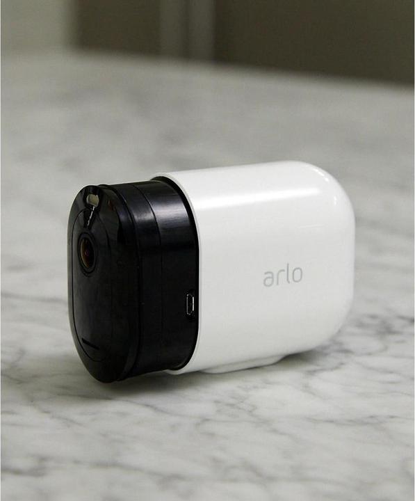 Actual product image Arlo Pro 3 Spotlight, kit 4 cameras white (2560 x 1440 Pixels)