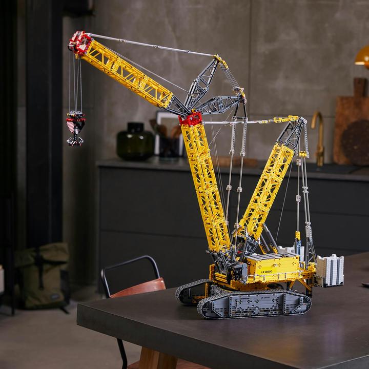 Productafbeelding LEGO 42146 Liebherr LR 13000 rupskraan (42146, LEGO Technic)