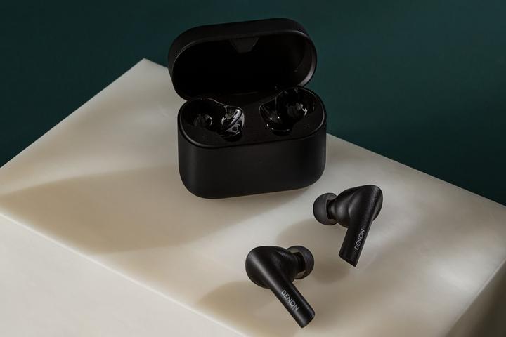 Actual product image Denon AH-C630W (No noise cancelling, 18 h, Wireless)