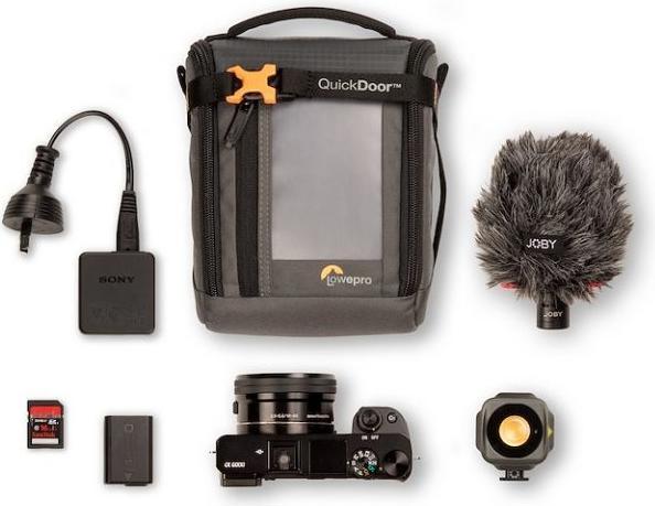 Actual product image Lowepro GearUp Creator Box M II (Camera inner pocket, 2 l)