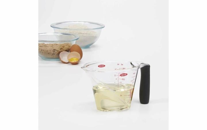 Actual product image OXO Angled measuring cup (250 ml)