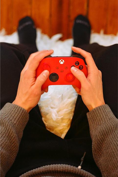 Immagine prodotto Microsoft Xbox Wireless Controller - Pulse Red (Xbox Serie S, Xbox One S, PC, Xbox One X, Xbox Series X)