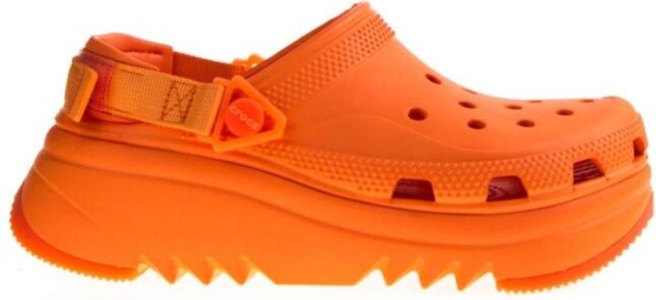 Crocs Classic Hiker Xscape Clog (39)