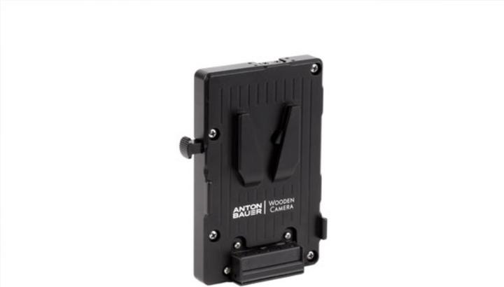 Produktbild Wooden Camera WC Pro V-Mount (3x D-Tap and Digital Fuse)