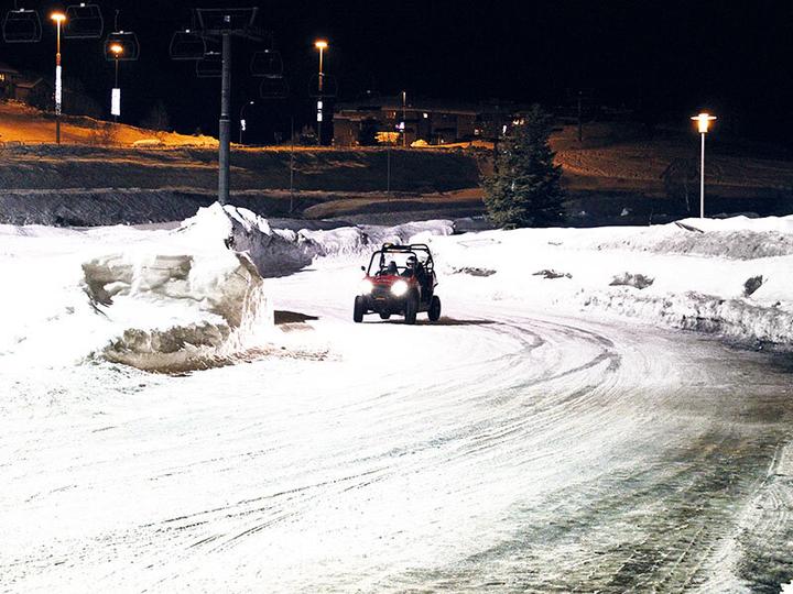 Immagine prodotto Smartbox Guida un buggy sul ghiaccio sulla pista del Trophée Andros ad Alpe d'Huez (1 pers.)