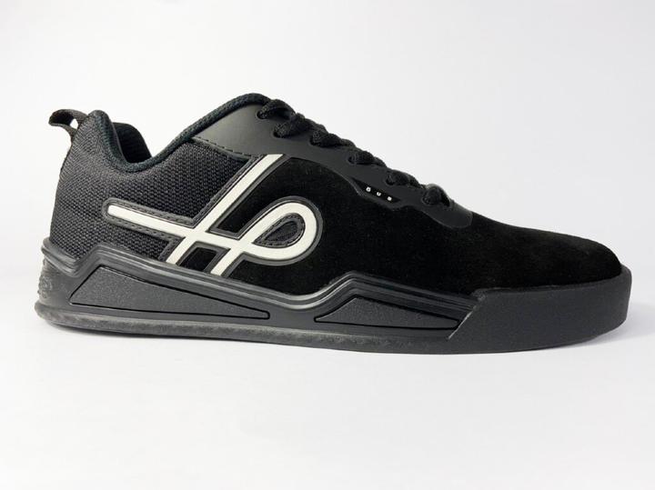 Produktbild Öus Skateschuhe Arquitetonico all black essencial (39)