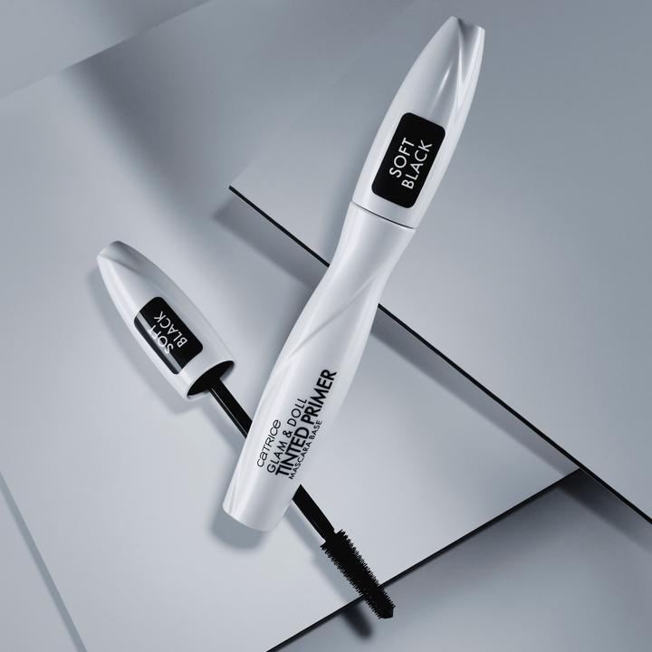 Actual product image Catrice Glam & Doll Tinted Primer Mascara Base
