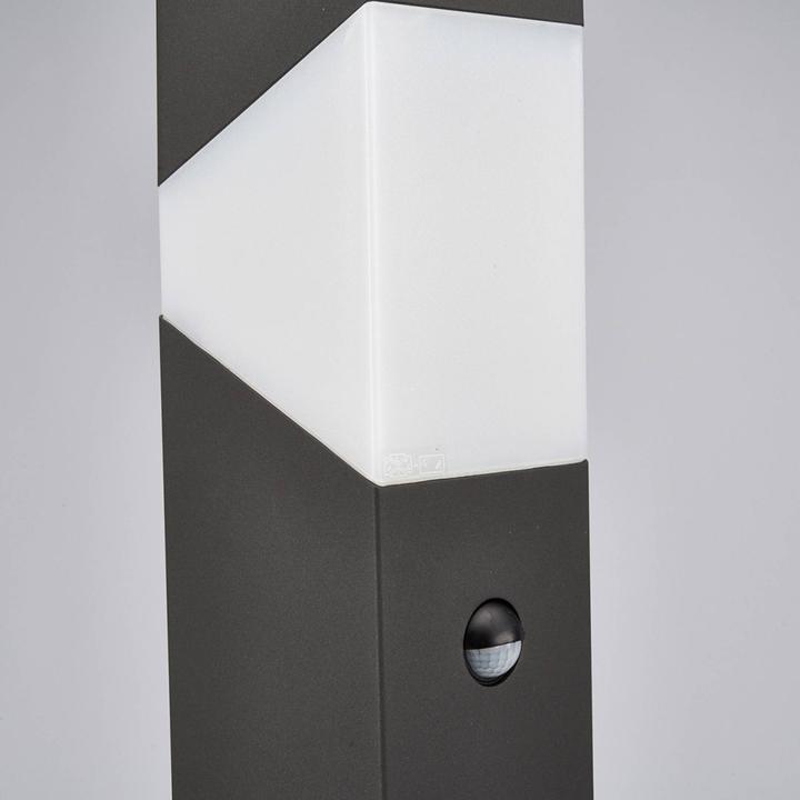 Actual product image Lucande Kiran Outdoor Garden Light w/Sensor H60 Graphite (790 lm, E27, IP44)