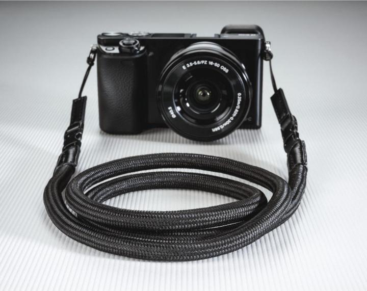 Actual product image Hama Braid 120 (Shoulder strap, Neck belt)
