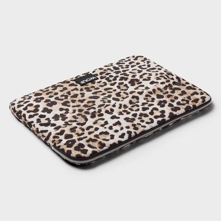 Actual product image Wouf Laptop sleeve 35 cm (15")