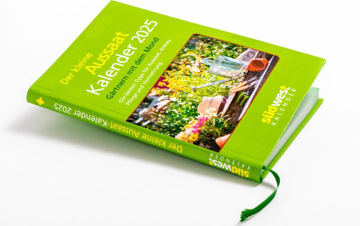 Actual product image The small sowing calendar 2025 - Gardening with the moon. The best tips for sowing, growing (Hardcover, German)