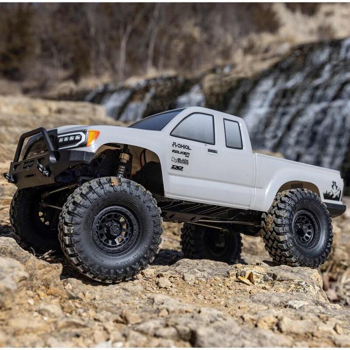 Actual product image Axial Scale Crawler SCX10 III Base Camp Gray 1:10, ARTR (ARR Almost Ready to Run)