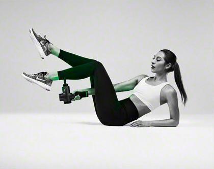 Produktbild Hyperice Hypervolt Plus Bluetooth Massage Gun