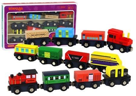 Actual product image Lean Toys Holzeisenbahn mit Magnet, 12 Stück