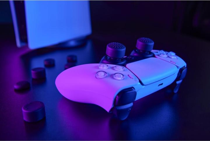 Image du produit Urage Kit d'embouts de manette de jeu 8en1 pour PlayStation/Xbox (Xbox Series X, PS5)