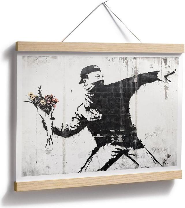 Produktbild Trenddeko Poster Banksy – Der Blumenwerfer 60 x 50 cm, Papier (60 x 50 cm)